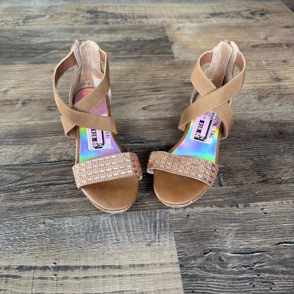 Justice Tan Wedge Sandals            Size 2 Youth - Picture 11 of 12